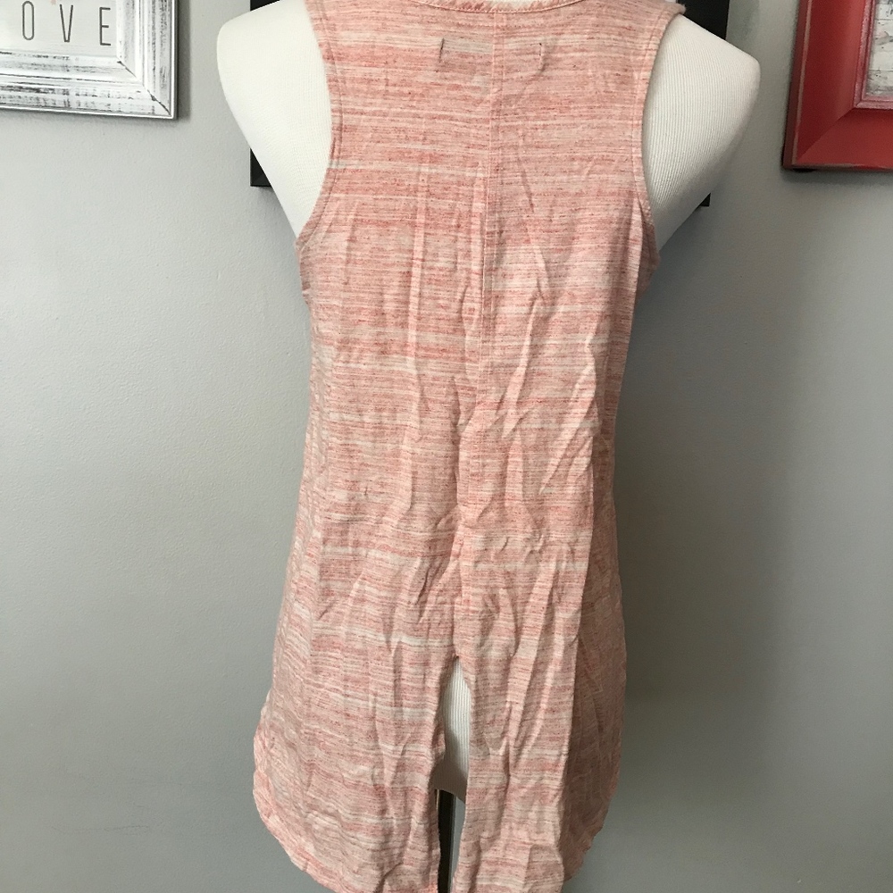 Tanktop - Picture 3 of 3